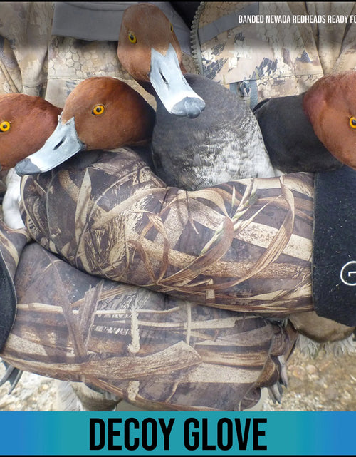 Load image into Gallery viewer, Decoy Glove - Realtree MAX-7
